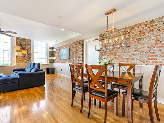 5th image of 237 N Peters St #301