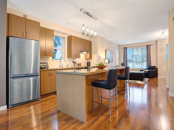 3rd image of 8355 Delsom Way #15