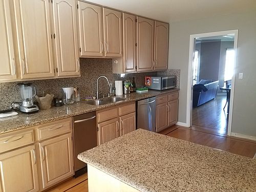 3rd image of 445 Scott St #3
