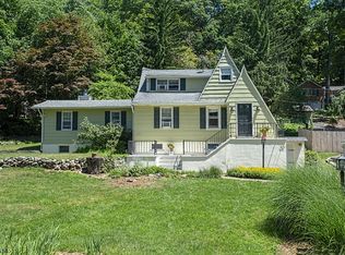 65 Springbrook Trl, Sparta, NJ 07871