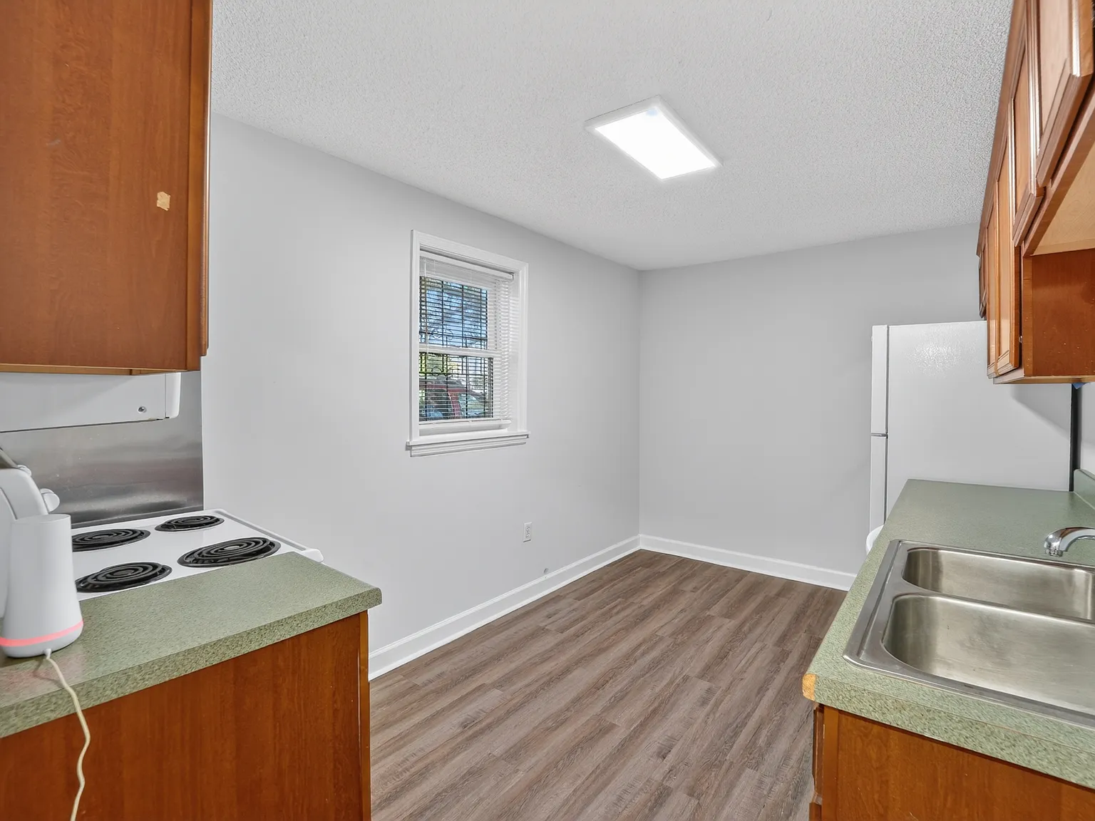1 bed, 575 sqft, $1,300 — Photo 4