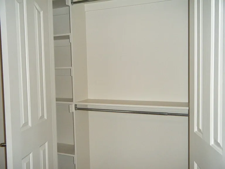 10511 N Canterbury Dr — Photo 13