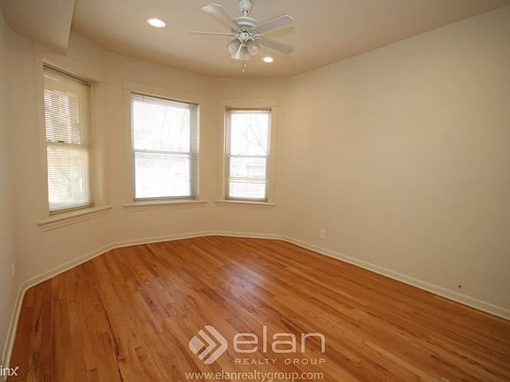 4th image of 2325 W School St #1