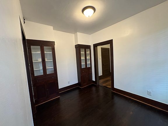 5th image of 606 N Washington Ave #B