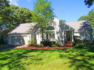248 Olde Homestead Dr, Marstons Mills, MA 02648