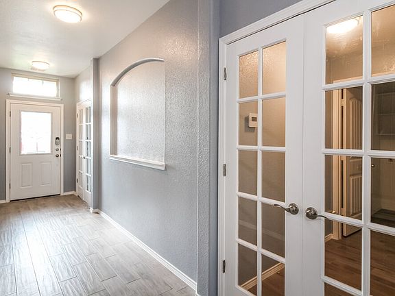 3rd image of 6825 Waterhill Ln