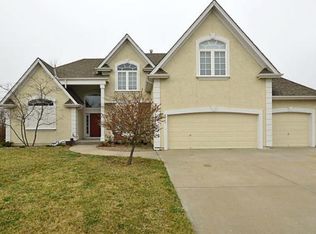 9440 N Bales Ave, Kansas City, MO 64156