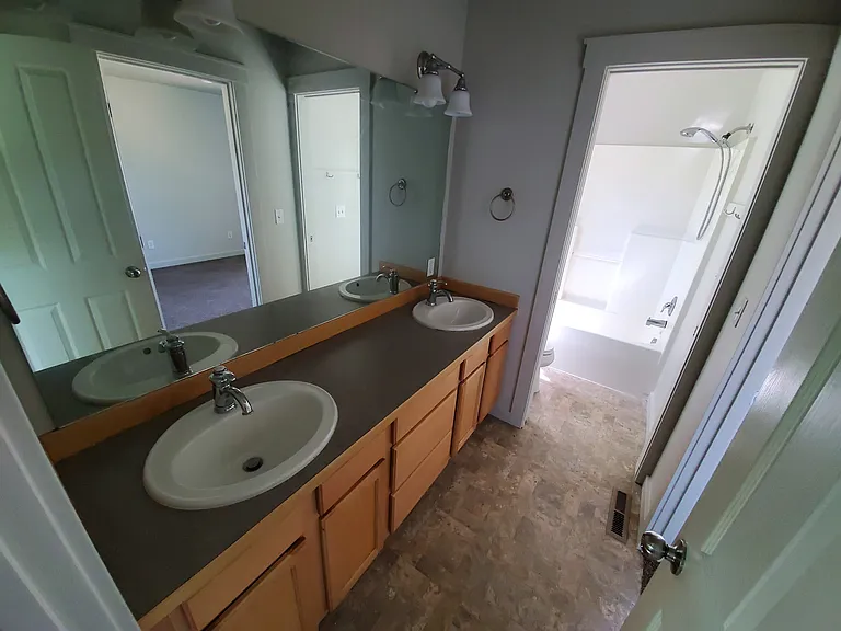 3883 Bosal St — Photo 9