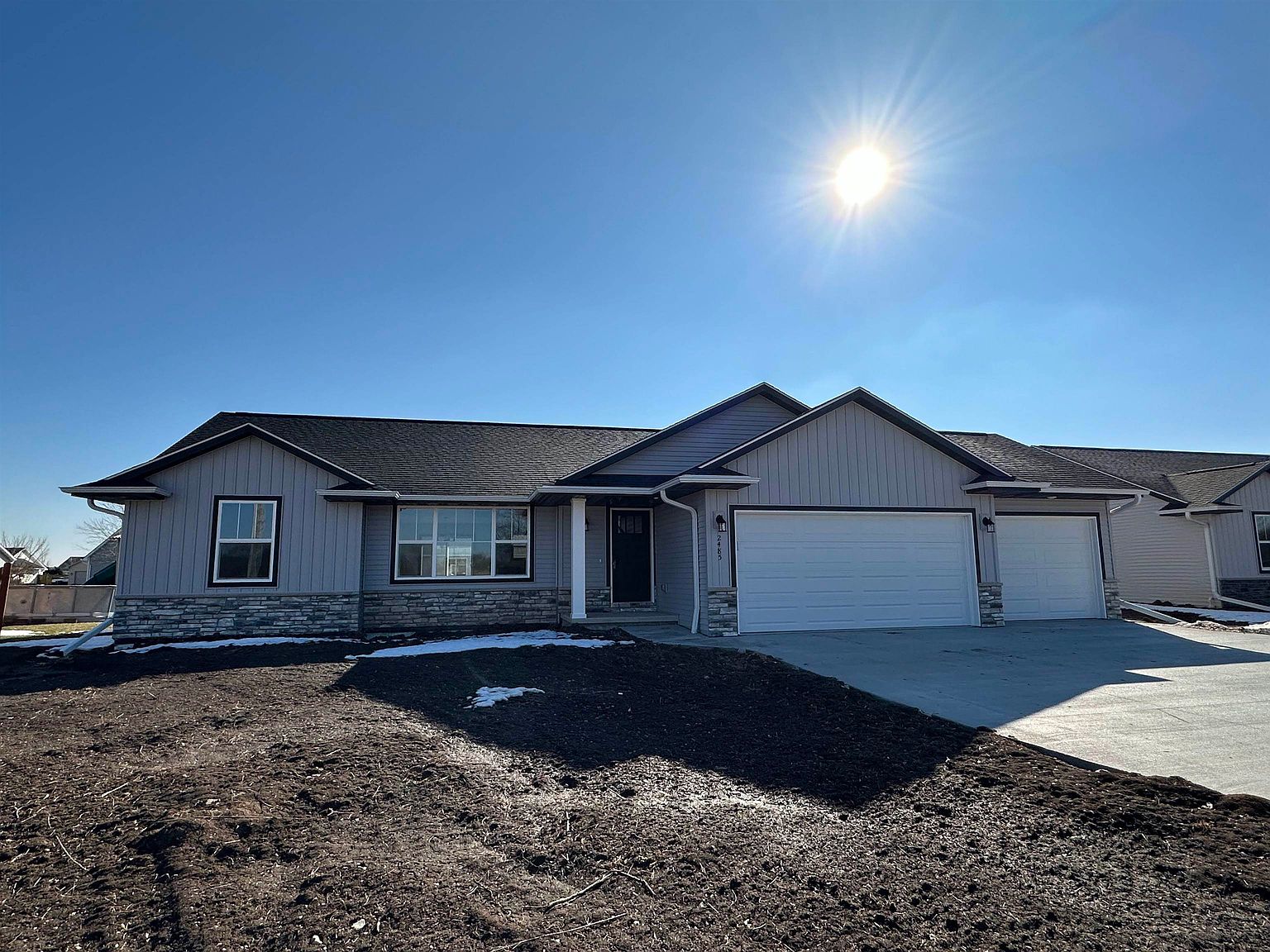 2485 Lawrence Dr, De Pere, WI 54115 | Zillow