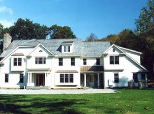 27 S Brook Dr, Stamford, CT