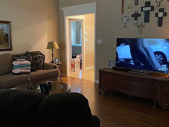 4th image of 511 Wycliffe Dr