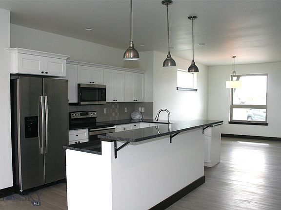 2nd image of 630 Immanuel Dr