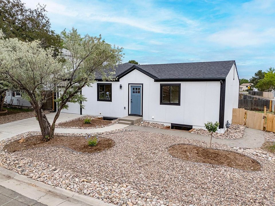 1st image of 10702 Moore Way