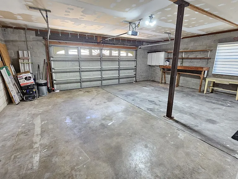 341 Bayshore Dr — Photo 40