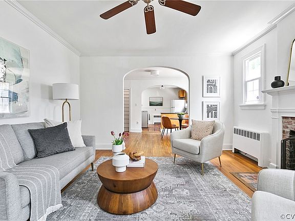 2nd image of 313 W 29th St