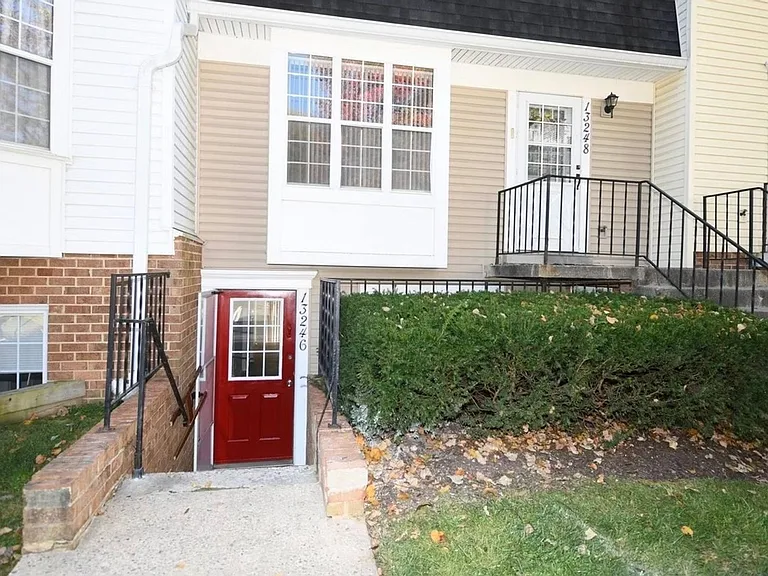 13246 Bayberry Dr — Photo 1