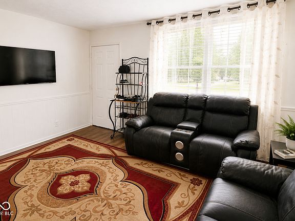 4th image of 3526 Allison Ave