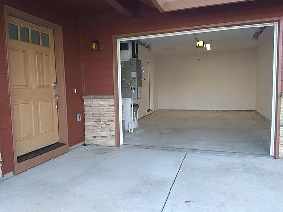 3rd image of 245 11th St