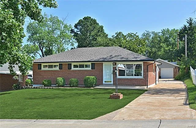 9911 Timothy Ln photo 1