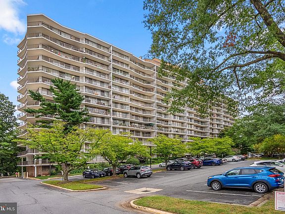 4th image of 3333 University Blvd W APT 902