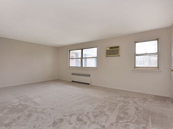 2nd image of 26822 81st Ave