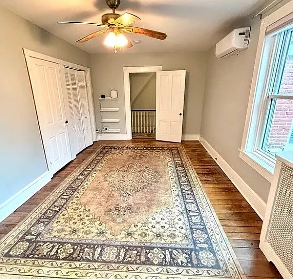 729 E Orange St — Photo 24