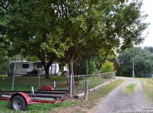 140 Mulberry Ln, Seguin, TX 78155