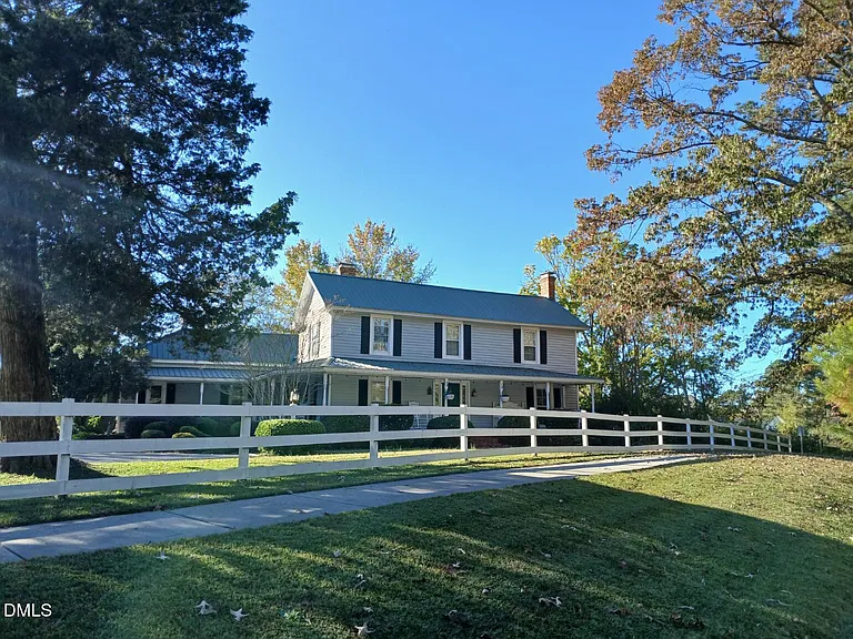 1920 Kelly Rd — Photo 44
