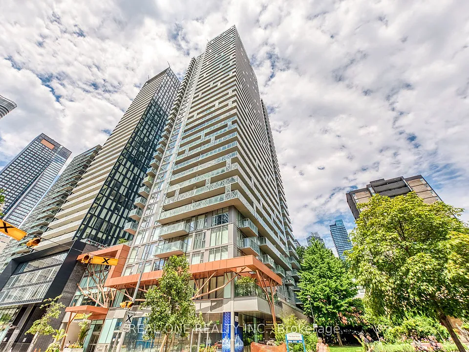 50 Wellesley St E #3706