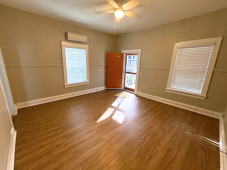 1001 Curran St NW #1 — Photo 3