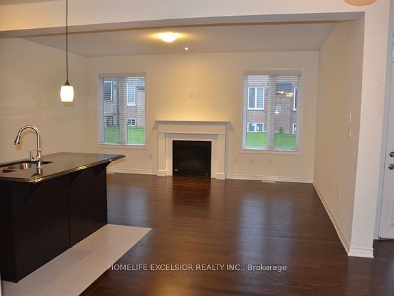 4th image of 130 Major Cres