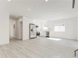 715 W Hyde Park Blvd, Inglewood, CA 90302