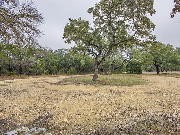 4th image of 177 Arabian Ln