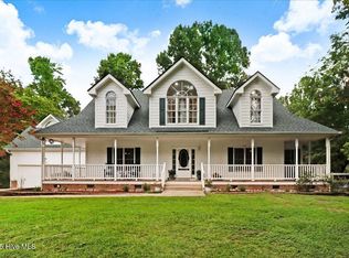 550 Ryans Ln, Clayton, NC 27520