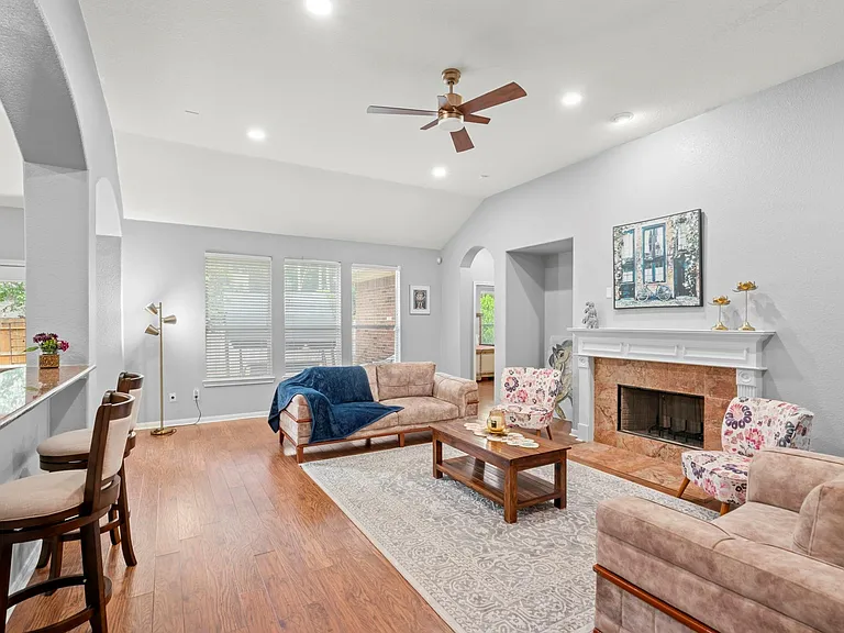 7 Caelin Ct — Photo 9
