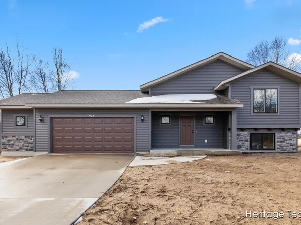 924 Armintrout Ridge Ct, Allegan, MI 49010