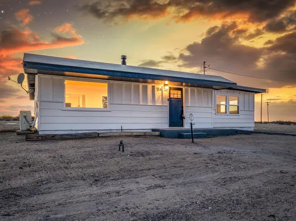 924 Shoshone Valley Rd, Twentynine Palms, CA 92277