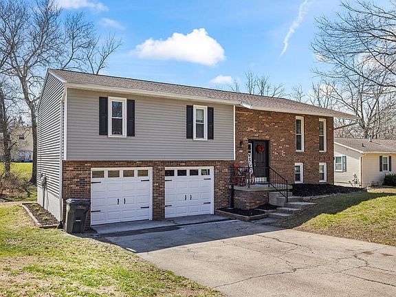 2nd image of 645 S Antler Dr