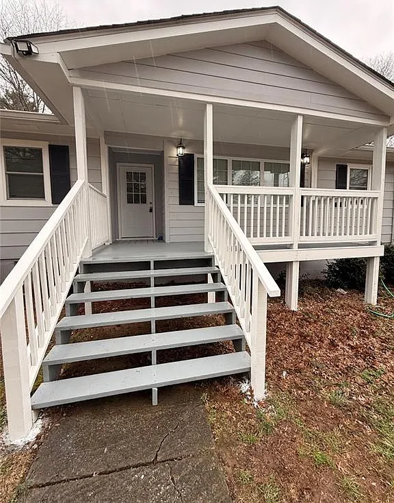3 bed, 1.5 bath, 1092 sqft, $1,800 — Photo 4