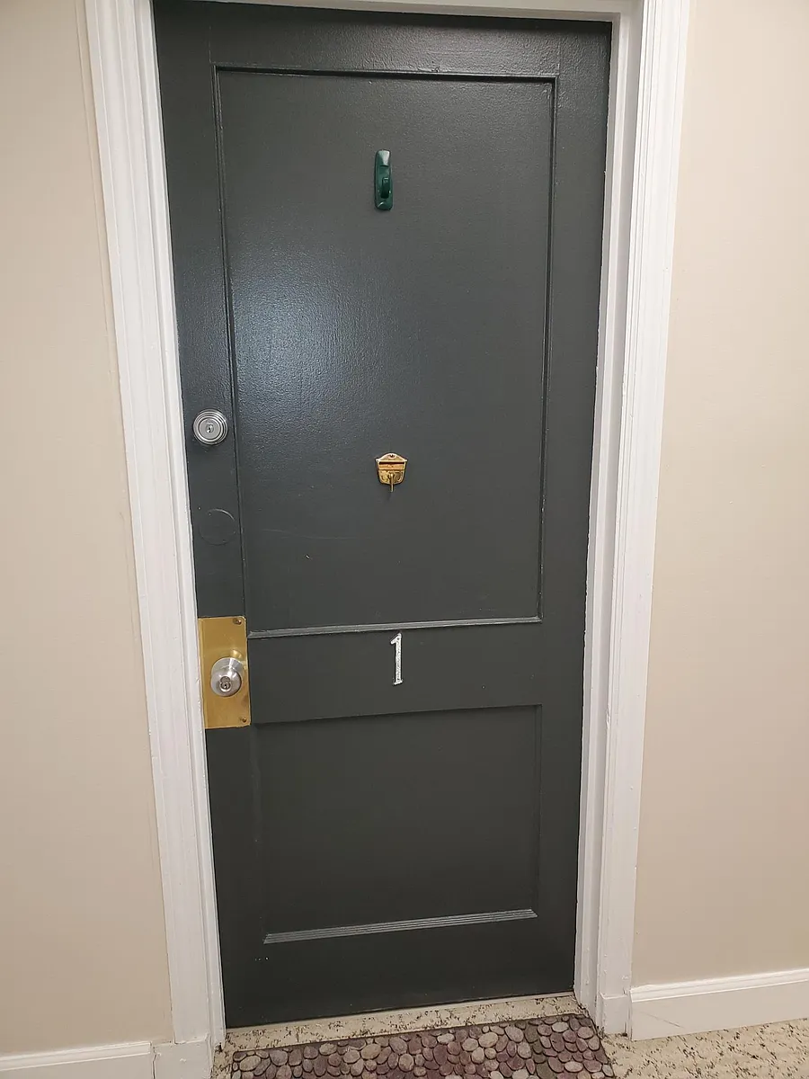 Building Photo - 363 Elwood Ave #1