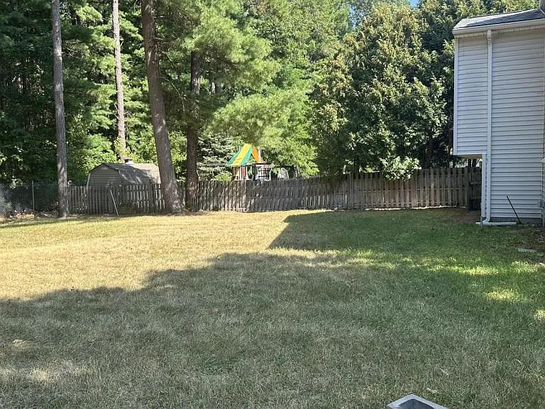 21 Skylark Dr — Photo 16