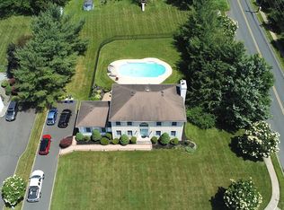 2 Cory Ln, Bridgewater, NJ 08807