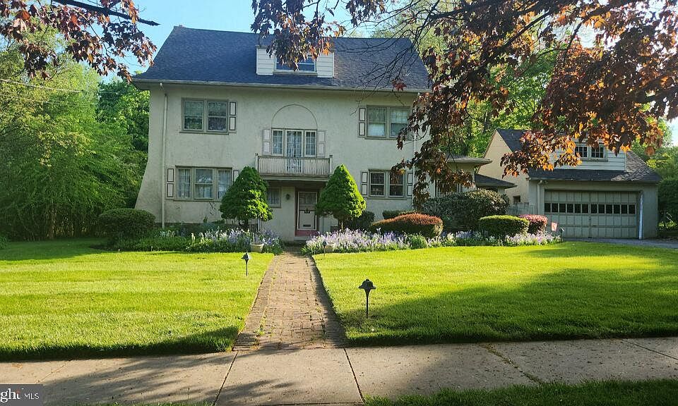 1st image of 2502 W 17th St