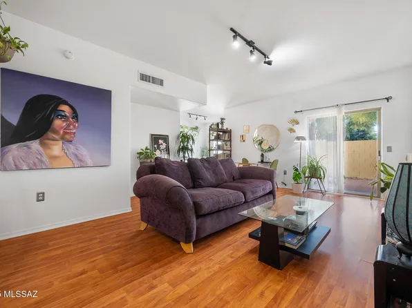 2081 W Cadbury Ct, Tucson, AZ 85713