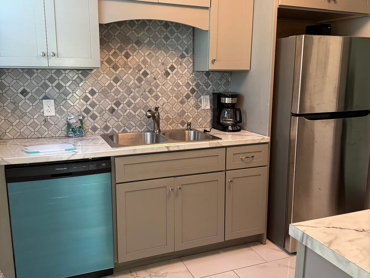 2 bed, 1058 sqft, $1,850 — Photo 4