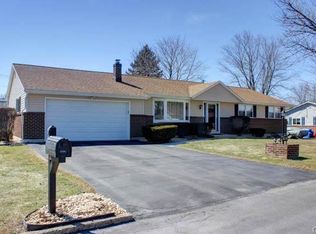 2140 Wisteria Cir, Macungie, PA 18062