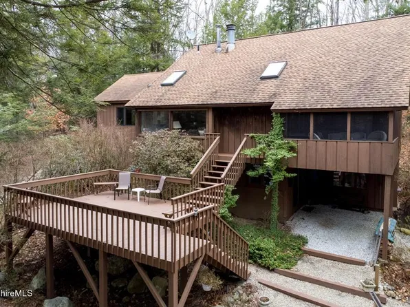 306 Sequena Dr, Sandisfield, MA 01255