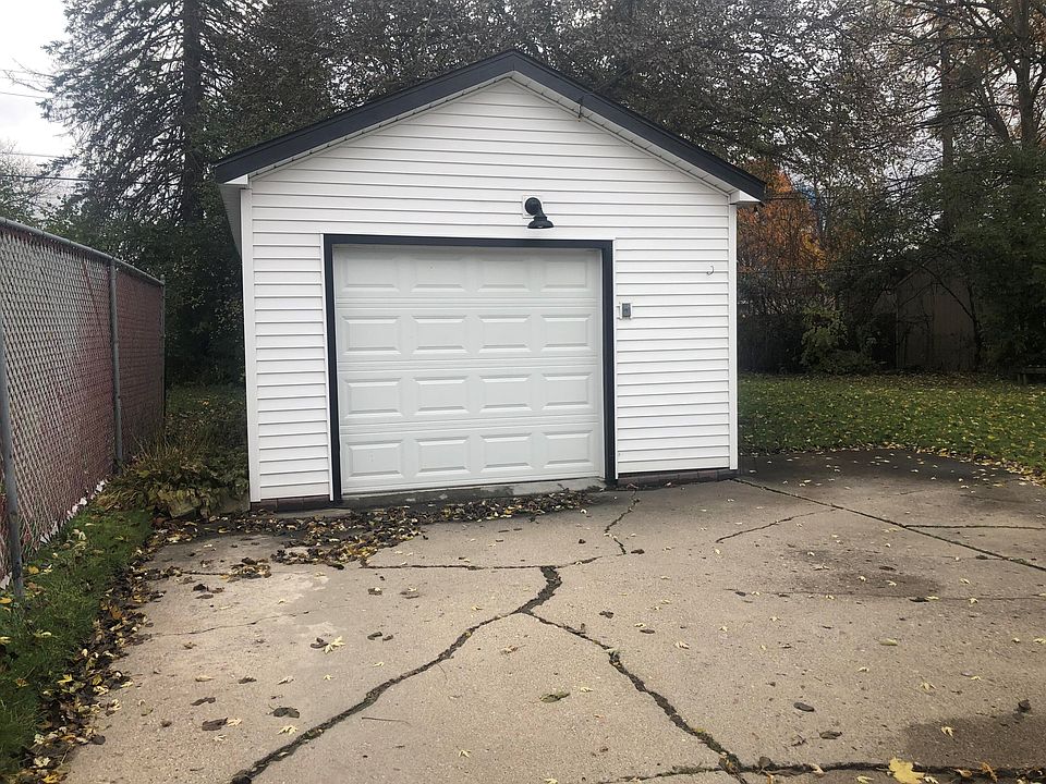 2nd image of 202 Dartmouth Dr