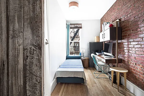 Sold by Compass | media 16