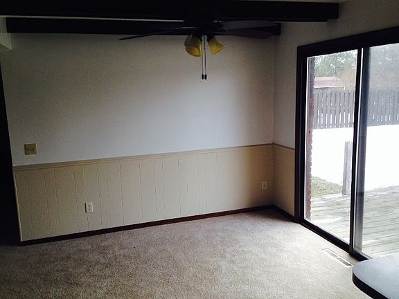5th image of 4623 Dogwood Ln